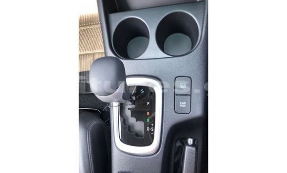 Acheter Import Voiture Toyota Hilux Noir à Import - Dubai, Estuaire Acheter Import Voiture Toyota Hilux Noir à Import - Dubai, Estuaire