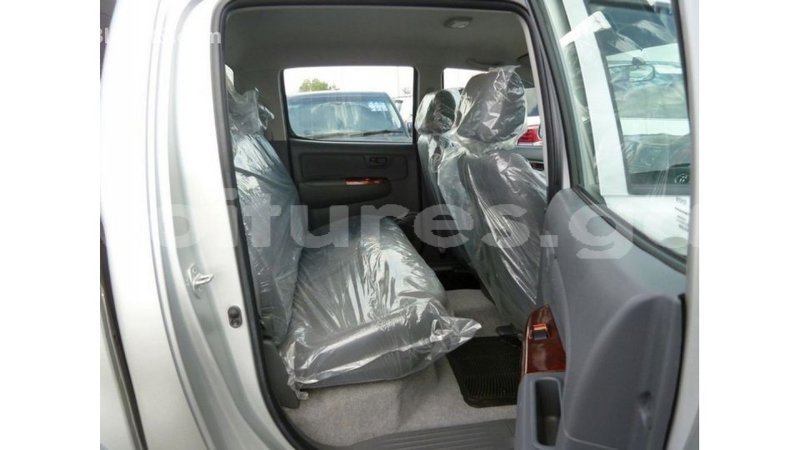 Big with watermark toyota hilux estuaire import dubai 5817