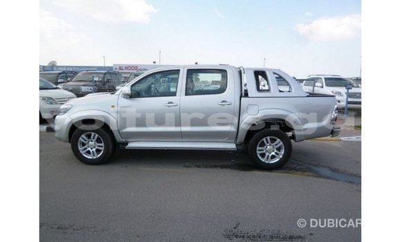 Sayi Imported Toyota Hilux Sauran Mota in Import - Dubai a estuary Sayi Imported Toyota Hilux Sauran Mota in Import - Dubai a estuary