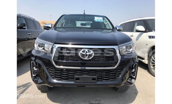 Acheter Import Voiture Toyota Hilux Noir à Import - Dubai, Estuaire Acheter Import Voiture Toyota Hilux Noir à Import - Dubai, Estuaire
