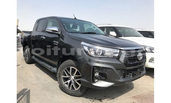Sayi Imported Toyota Hilux Black Mota in Import - Dubai a estuary Sayi Imported Toyota Hilux Black Mota in Import - Dubai a estuary