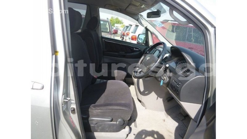 Big with watermark toyota alphard estuaire import dubai 5821