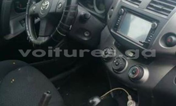 Acheter Occasion Voiture Toyota RAV4 Blanc à Libreville, Estuaire Acheter Occasion Voiture Toyota RAV4 Blanc à Libreville, Estuaire