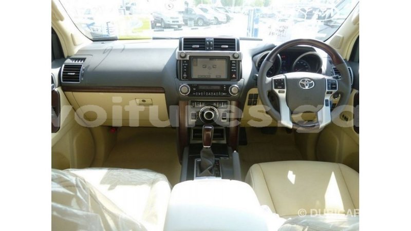 Big with watermark toyota prado estuaire import dubai 5824