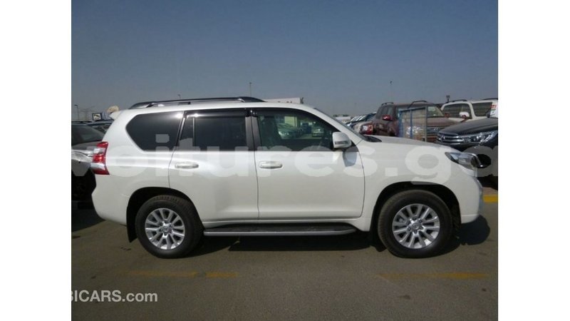 Big with watermark toyota prado estuary import dubai 5824