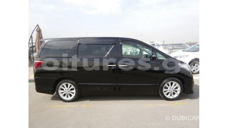 Big with watermark toyota alphard estuary import dubai 5825