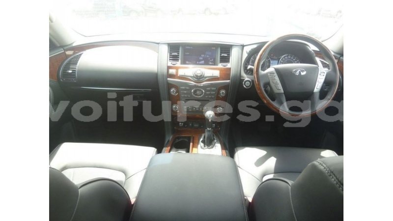 Big with watermark infiniti q estuary import dubai 5828
