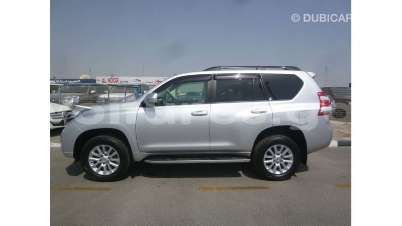 Big with watermark toyota prado estuary import dubai 5830