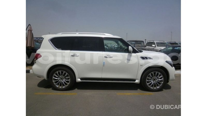 Big with watermark infiniti q estuary import dubai 5831