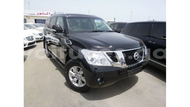 Big with watermark nissan patrol estuary import dubai 5832