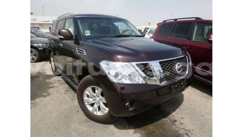 Big with watermark nissan patrol estuary import dubai 5835