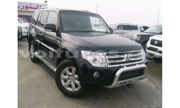 Acheter Import Voiture Mitsubishi Pajero Noir à Import - Dubai, Estuaire Acheter Import Voiture Mitsubishi Pajero Noir à Import - Dubai, Estuaire