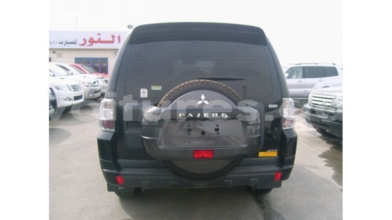 Big with watermark mitsubishi pajero estuary import dubai 5836