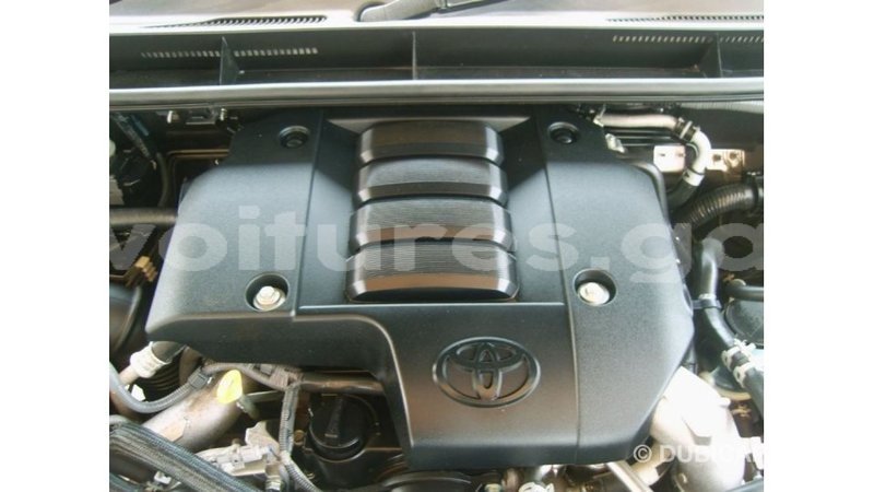 Big with watermark toyota prado estuary import dubai 5837