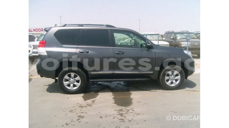 Big with watermark toyota prado estuary import dubai 5840