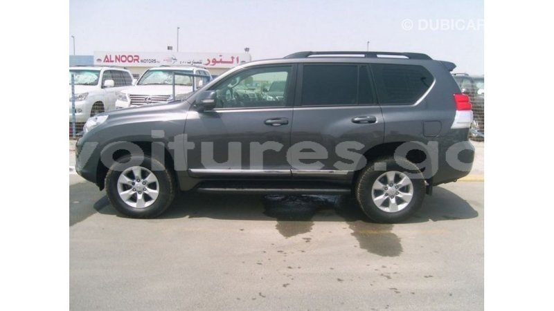 Big with watermark toyota prado estuary import dubai 5840