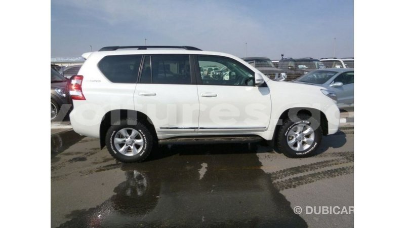 Big with watermark toyota prado estuary import dubai 5841