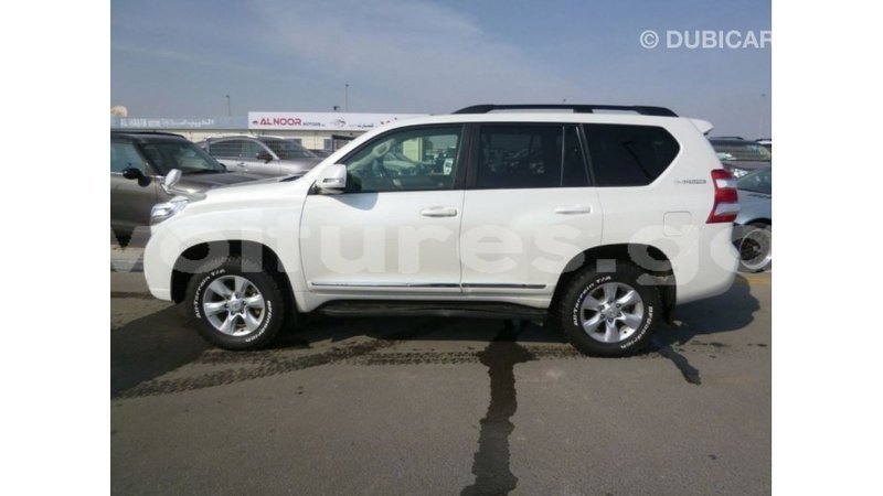 Big with watermark toyota prado estuary import dubai 5841