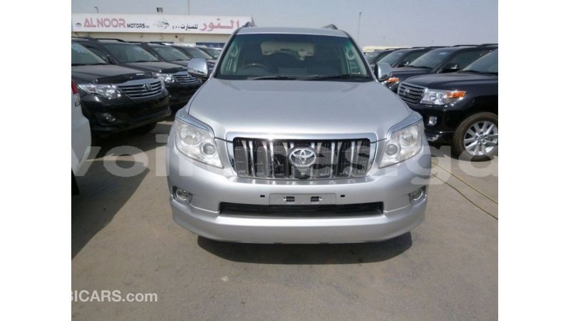 Big with watermark toyota prado estuary import dubai 5845