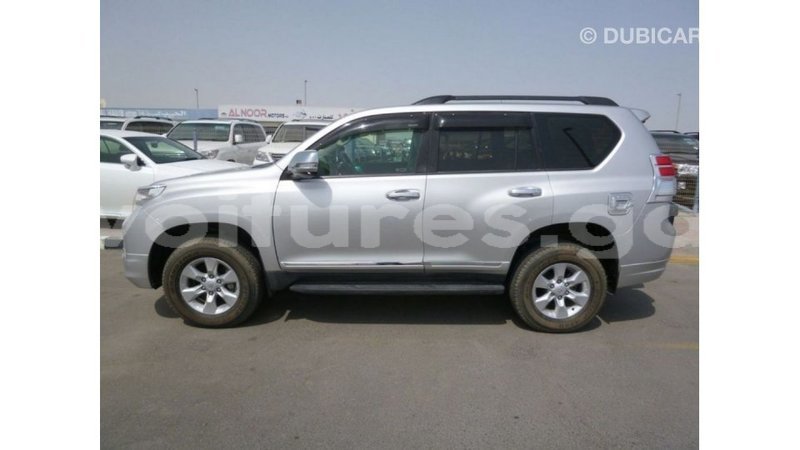 Big with watermark toyota prado estuary import dubai 5845