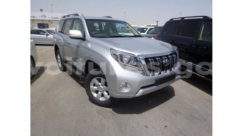 Big with watermark toyota prado estuary import dubai 5846