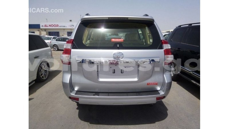 Big with watermark toyota prado estuary import dubai 5846