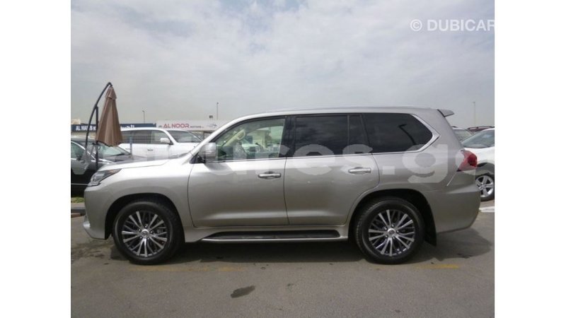 Big with watermark lexus lx estuary import dubai 5854