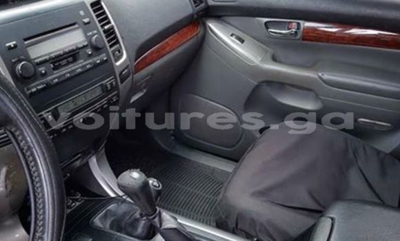 Acheter Occasion Voiture Toyota Land Cruiser Prado Rouge à Libreville, Estuaire Acheter Occasion Voiture Toyota Land Cruiser Prado Rouge à Libreville, Estuaire