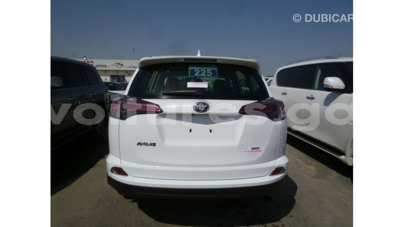 Big with watermark toyota hiace estuary import dubai 5858