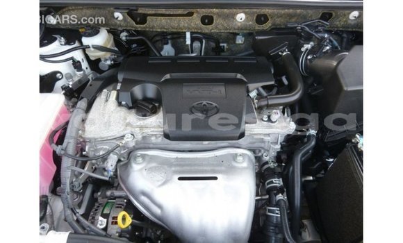 Sayi Imported Toyota HiAce White Babbar mota in Import - Dubai a estuary Sayi Imported Toyota HiAce White Babbar mota in Import - Dubai a estuary