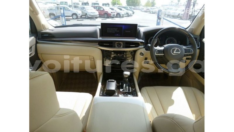 Big with watermark lexus lx estuary import dubai 5859