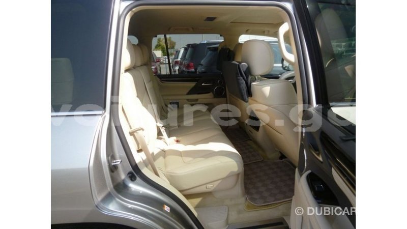 Big with watermark lexus lx estuary import dubai 5859