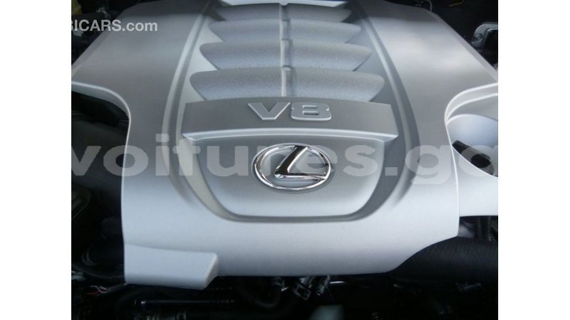 Big with watermark lexus lx estuary import dubai 5859