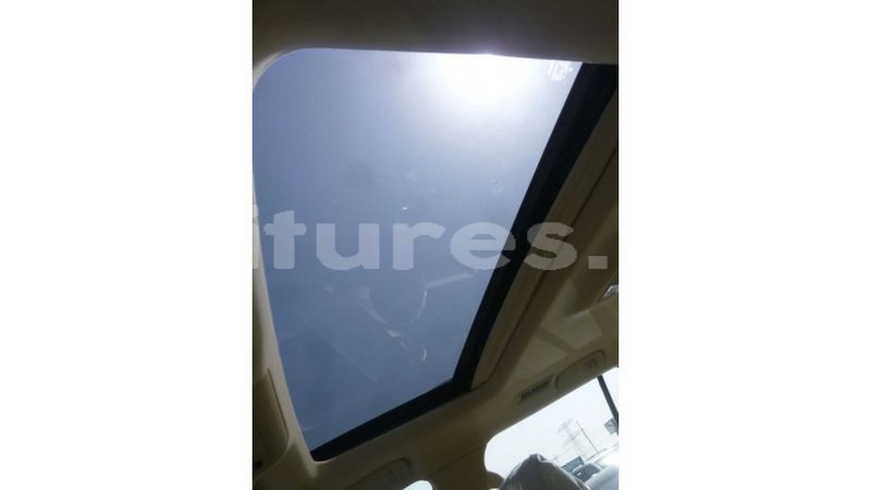 Big with watermark toyota land cruiser estuary import dubai 5861