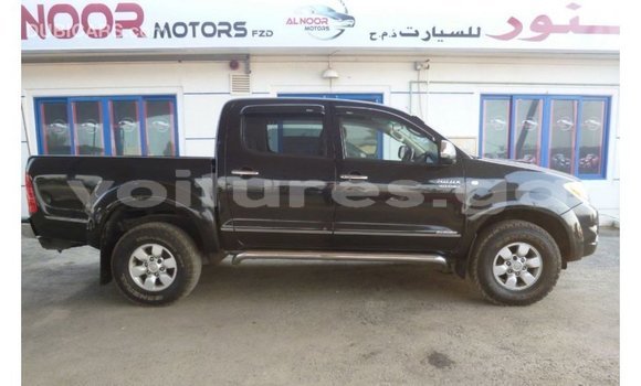 Sayi Imported Toyota Hilux Black Mota in Import - Dubai a estuary Sayi Imported Toyota Hilux Black Mota in Import - Dubai a estuary