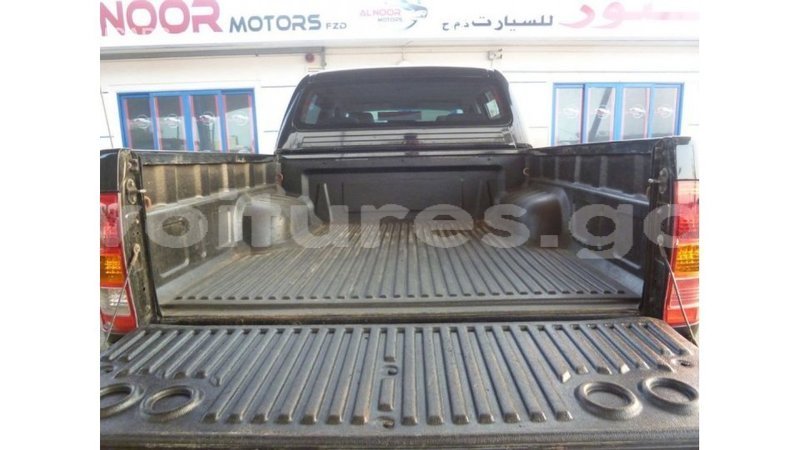 Big with watermark toyota hilux estuary import dubai 5865