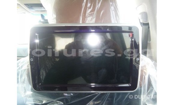 Acheter Import Voiture Toyota Land Cruiser Noir à Import - Dubai, Estuaire Acheter Import Voiture Toyota Land Cruiser Noir à Import - Dubai, Estuaire