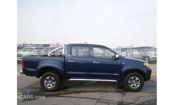 Acheter Import Voiture Toyota Hilux Bleu à Import - Dubai, Estuaire Acheter Import Voiture Toyota Hilux Bleu à Import - Dubai, Estuaire