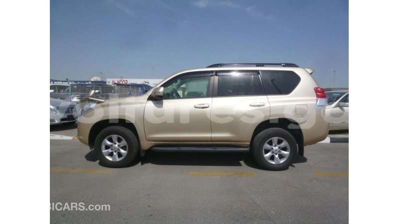 Big with watermark toyota prado estuary import dubai 5869