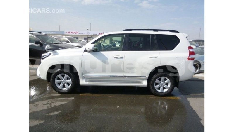 Big with watermark toyota prado estuary import dubai 5870