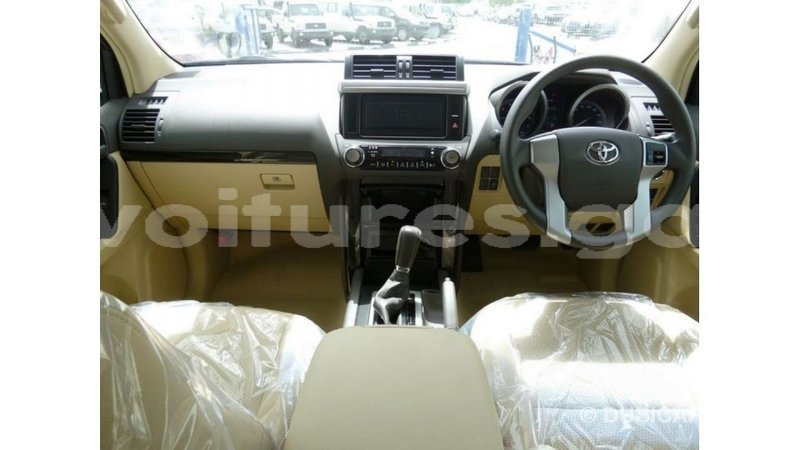 Big with watermark toyota prado estuary import dubai 5871
