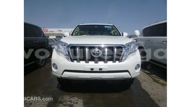 Big with watermark toyota prado estuary import dubai 5879