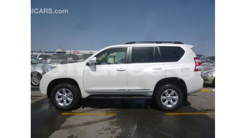 Big with watermark toyota prado estuary import dubai 5879