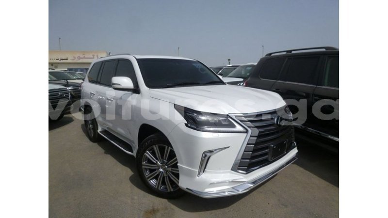 Big with watermark lexus lx estuary import dubai 5883