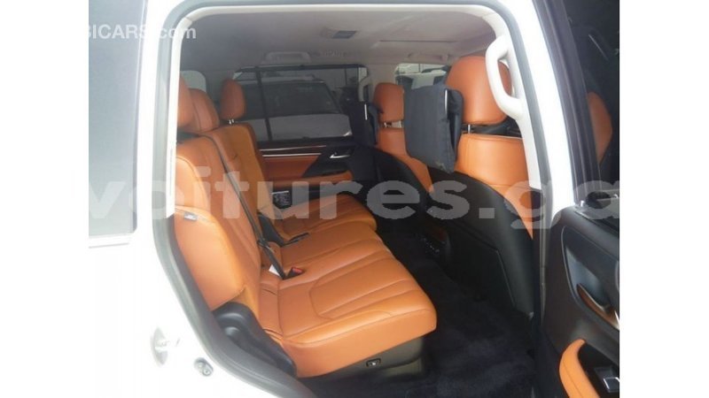 Big with watermark lexus lx estuary import dubai 5883