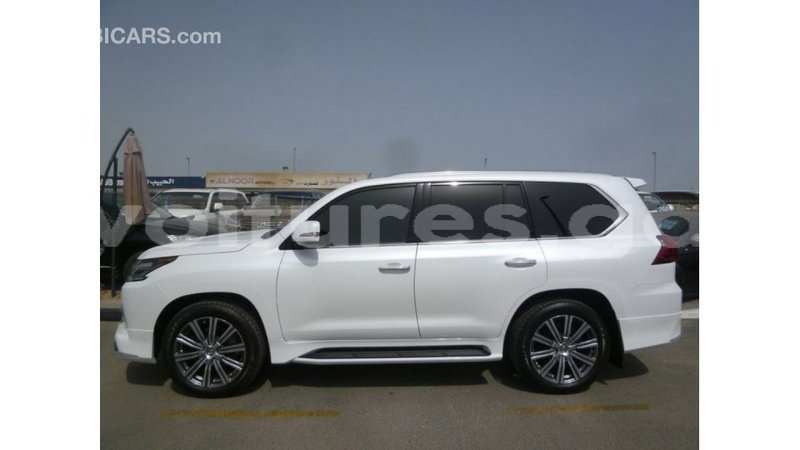 Big with watermark lexus lx estuary import dubai 5883