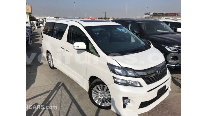 Big with watermark toyota vellfire estuary import dubai 5884