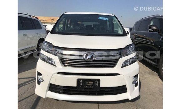 Buy Import Toyota Vellfire White Car in Import - Dubai in Estuary Buy Import Toyota Vellfire White Car in Import - Dubai in Estuary