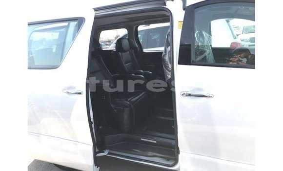 Buy Import Toyota Vellfire White Car in Import - Dubai in Estuary Buy Import Toyota Vellfire White Car in Import - Dubai in Estuary
