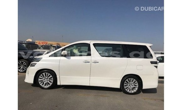 Buy Import Toyota Vellfire White Car in Import - Dubai in Estuary Buy Import Toyota Vellfire White Car in Import - Dubai in Estuary